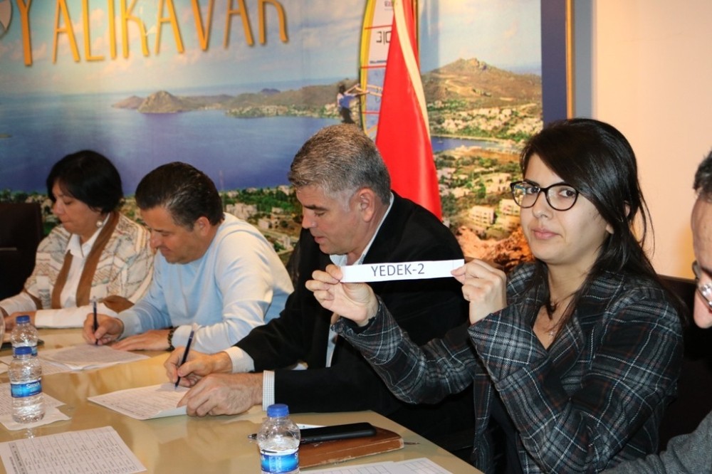 Bodrum’da kura çekimi ile esnafın yeri belli oldu 