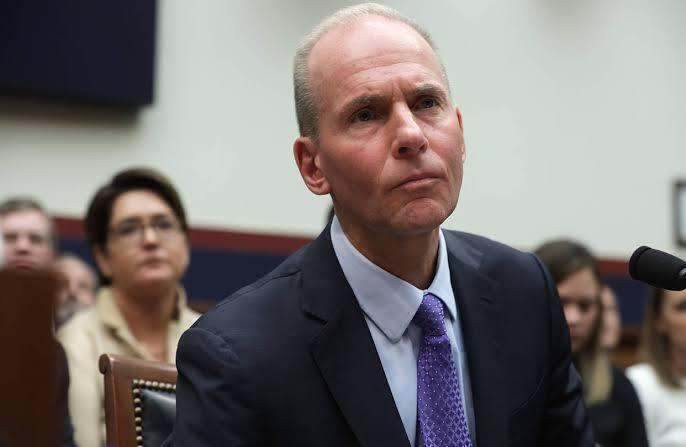 Boeing CEO'su Dennis Muilenburg'un işine son verildi