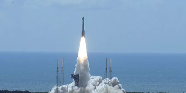 Boeing'in Starliner mekiği ilk kez uzaya fırlatıldı!