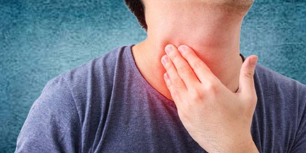 Boğaz ağrısı nasıl geçer evde? Doğal yollarla boğaz ağrısı nasıl geçer? Omicron varyantı boğaz ağrısı nasıl geçer?