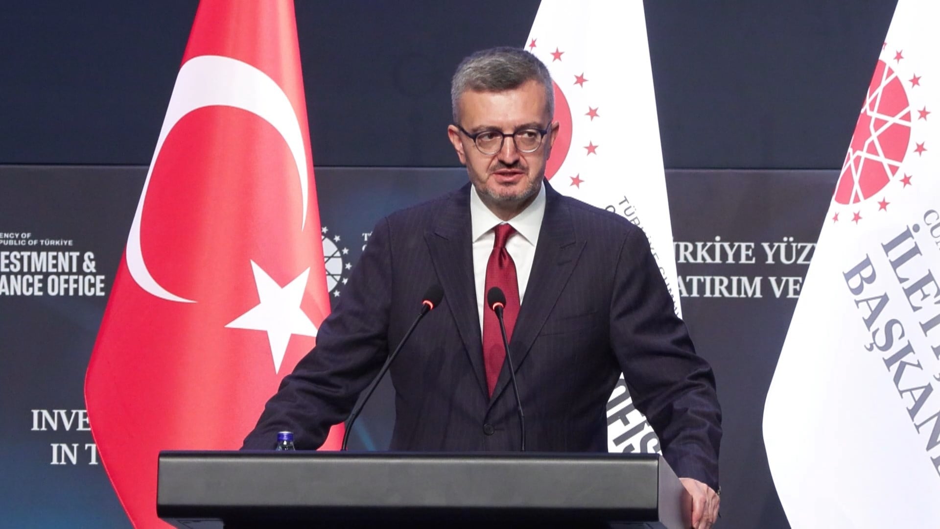 Boğaz’da görsel şölen! İletişim Başkanı Burhanettin Duran Rumeli Hisarı’ndaki muazzam fetih gösterisini anlattı!