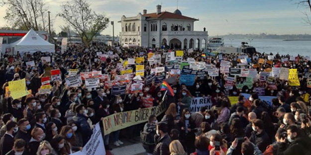 Boğaziçi provokasyonu üniversite sınırını aştı! Kadıköy'e yürüdüler