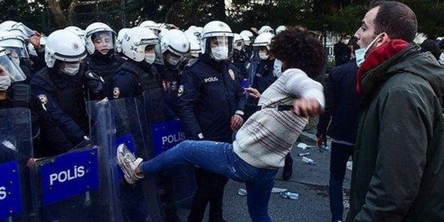 Boğaziçi provokatörleri Kadıköy'de buluştu: 'Dağılın' uyarılarına aldırış etmeyerek taşkınlık çıkarttılar