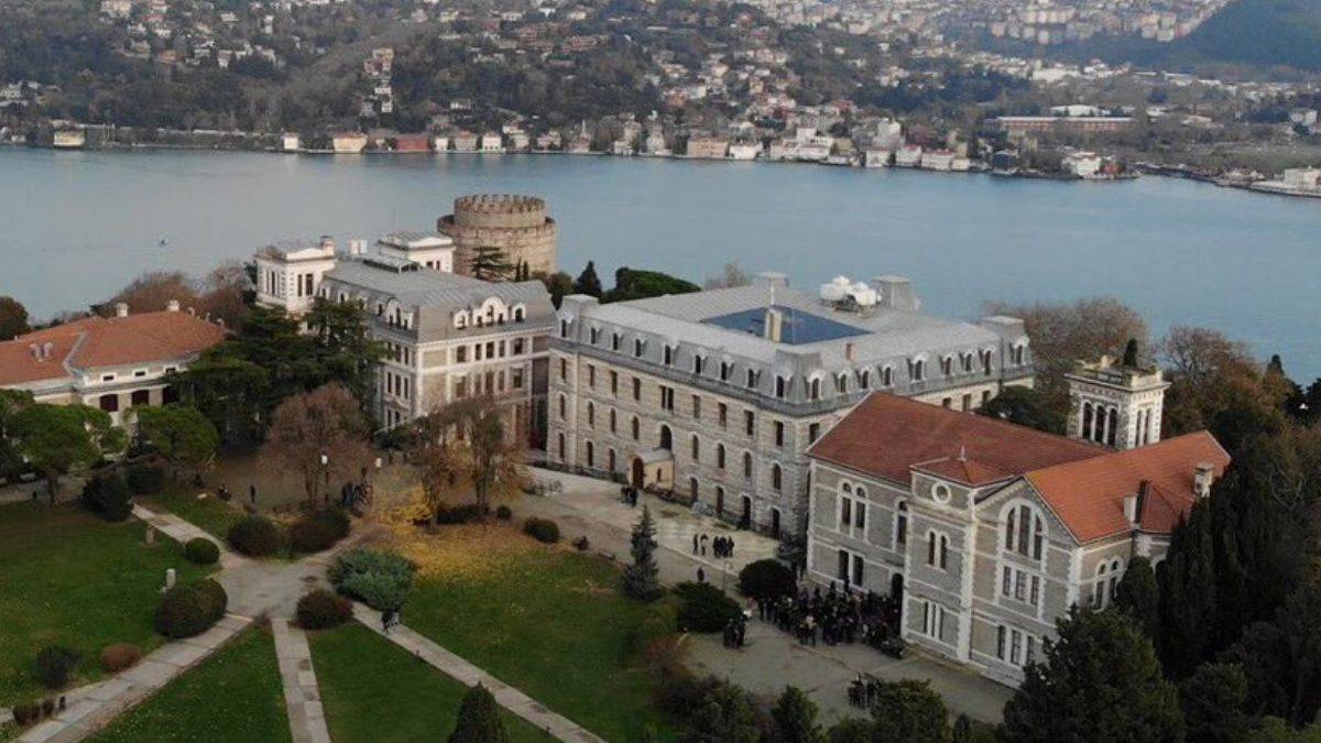 ''Boğaziçi Üniversitesi imara açılacak'' iddiasına bakanlıktan yanıt