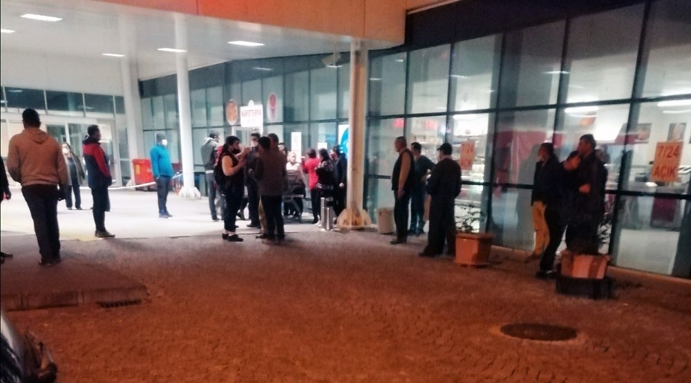 Boğazına salatalık kaçan 8 aylık bebek öldü 
