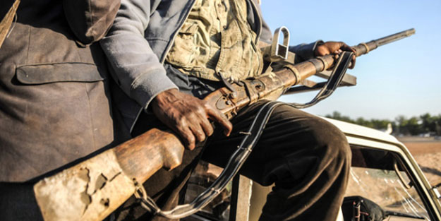 Boko Haram 10 kadını kaçırdı!