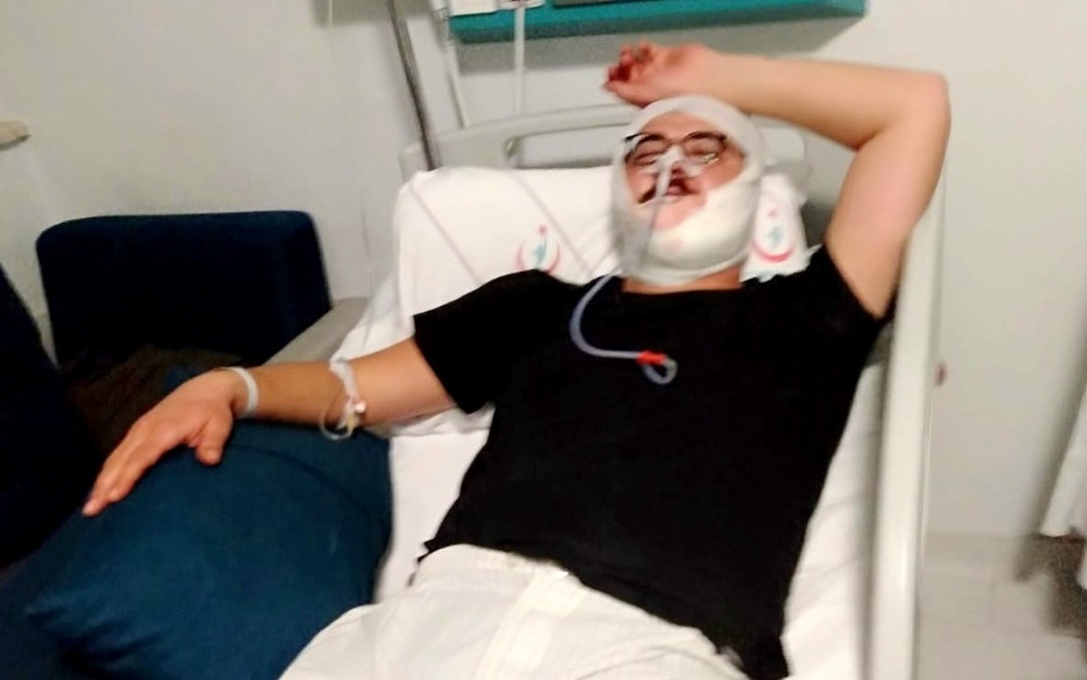 Boks antrenörü tartıştığı şahsı hastanelik etti 