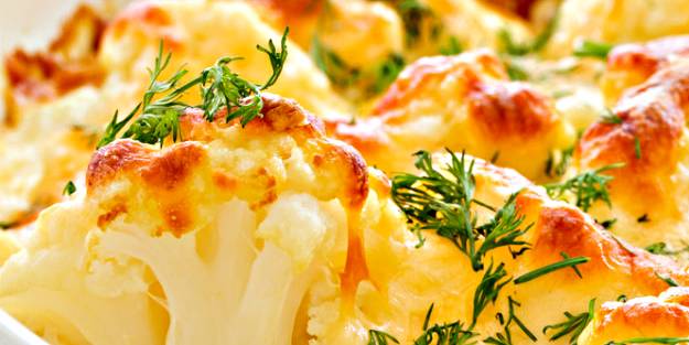 Bol peynirli fırın sebze