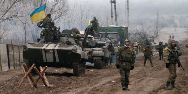 Bölgede gerilim had safhada! 4 Ukrayna askeri öldürüldü
