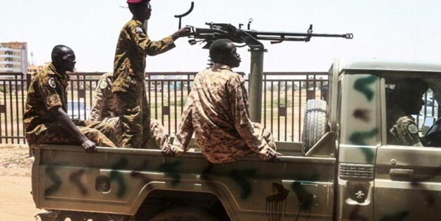 Bölgede gerilim had safhada! İki ülke arasında savaş her an patlak verebilir