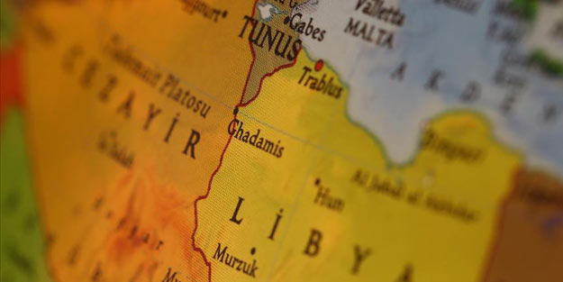 Bölgede tansiyon yüksek! Libya sınırında askeri tatbikat