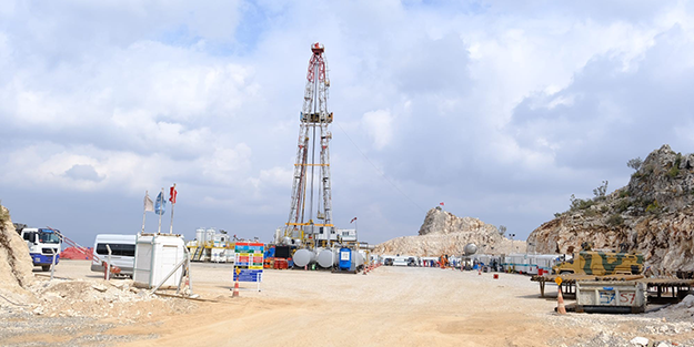 Bölgeden petrol üstüne petrol fışkırıyor! Günlük 25 bin varil çıkarılıyor