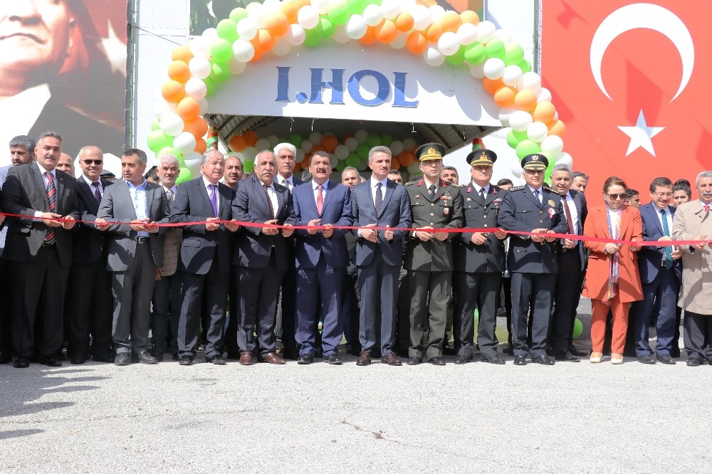 Bölgenin en büyük Tarım Fuarı Malatya’da açıldı 