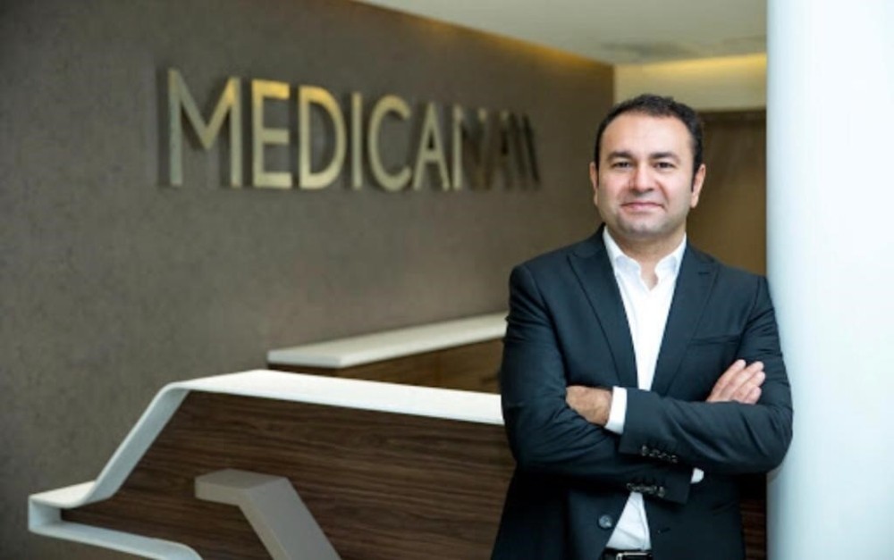 Bölgesel yağlanmalara Vaser Liposuction uygulaması 