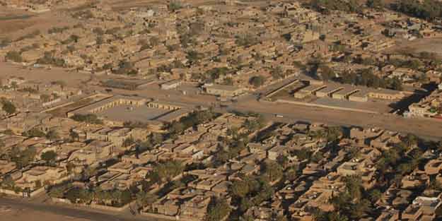 Bölgeye 14 bin asker göndereceği iddiası sonrası gerçekleşti! ABD Üssü'ne saldırı