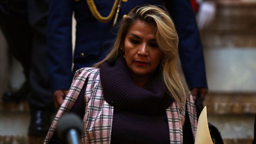 Bolivya'da geçici Devlet Başkanı Anez adaylığını açıkladı