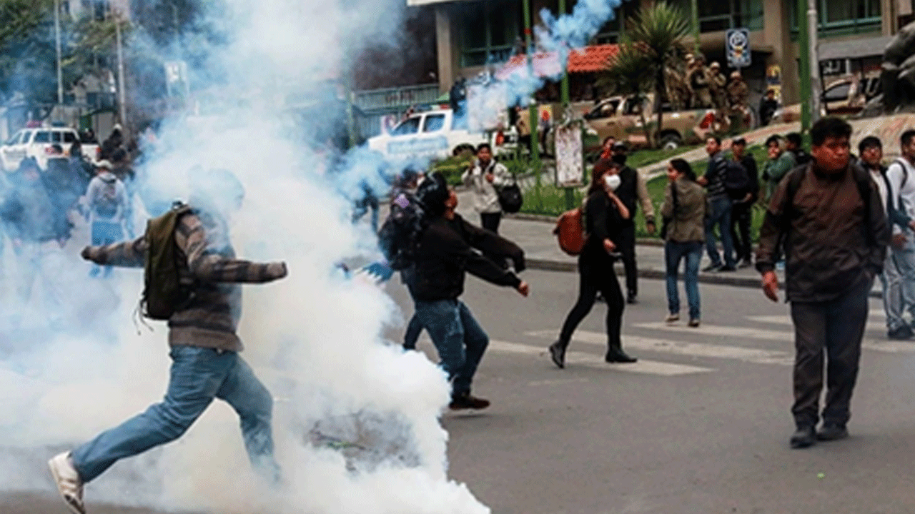 Bolivya'da Morales yanlılarından hükümete sert tepki! Otoyol kapatıldı