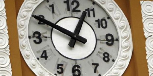 Bolivya'da saatler tersine dönecek