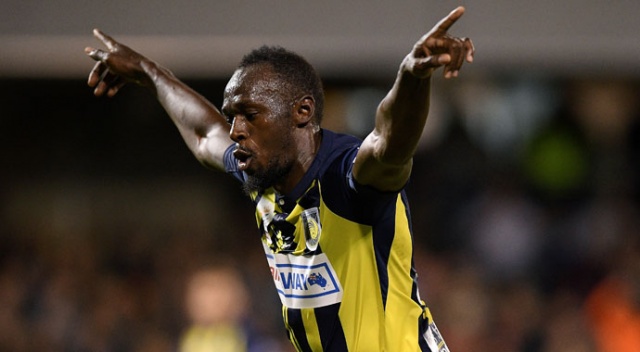 Bolt futbol kariyerine hızlı başladı