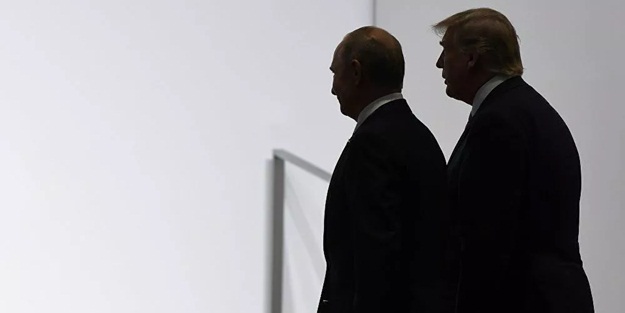 Bolton, Trump'ı Putin'le neden yalnız bırakmaktan endişelendiğini açıkladı