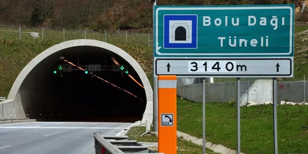 Bolu Dağı Tüneli'nin girişinde heyelan!