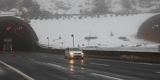 Bolu Dağı'nda kar yağışı başladı