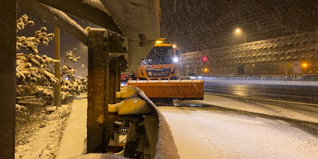 Bolu Dağı'nda kar yağışı