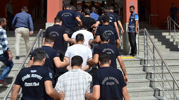 Bolu merkezli FETÖ/PDY operasyonu: 19 gözaltı