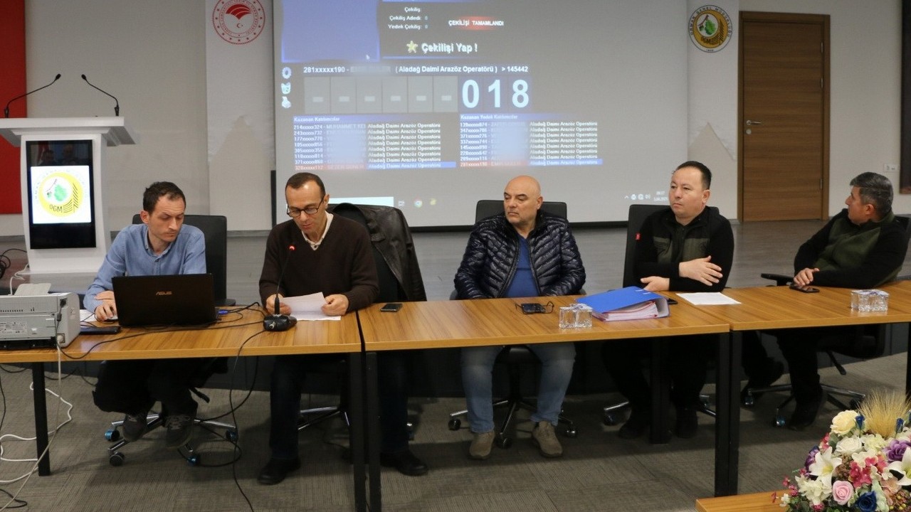 Bolu Orman Bölge Müdürlüğü'nde 78 kişilik işçi alımı için kura çekildi