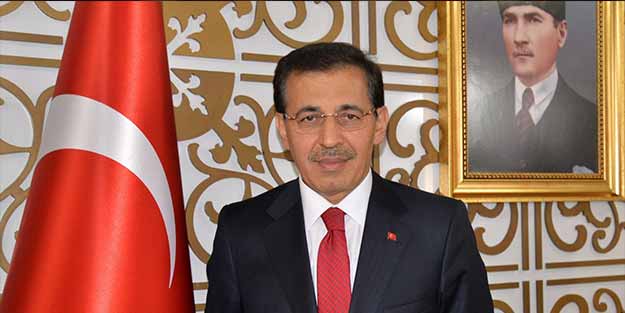 Bolu Valisi Ahmet Ümit, ırkçı başkan Tanju Özcan'a ders verdi!
