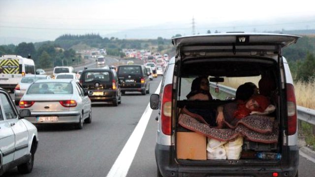 15 kilometrelik kuyruk oluştu