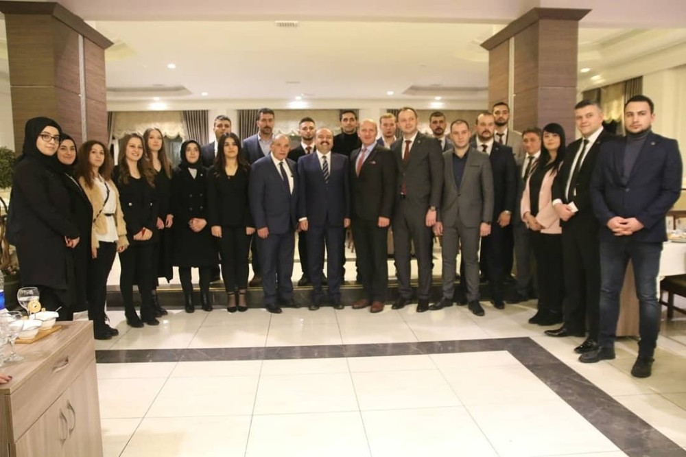 Bolu’da, bozkurtlar cumhur ittifakı adayı Metin için kenetlendi 