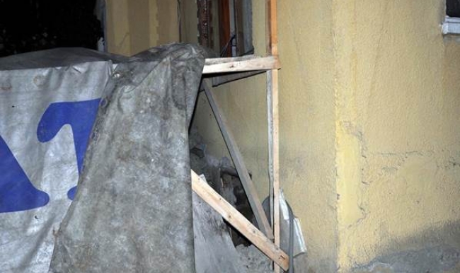 Bolu'da definecilere yevmiye karşılığında evini kazdırdı