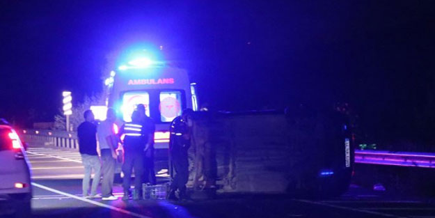 Bolu'da iki araç çarpıştı: 3 yaralı