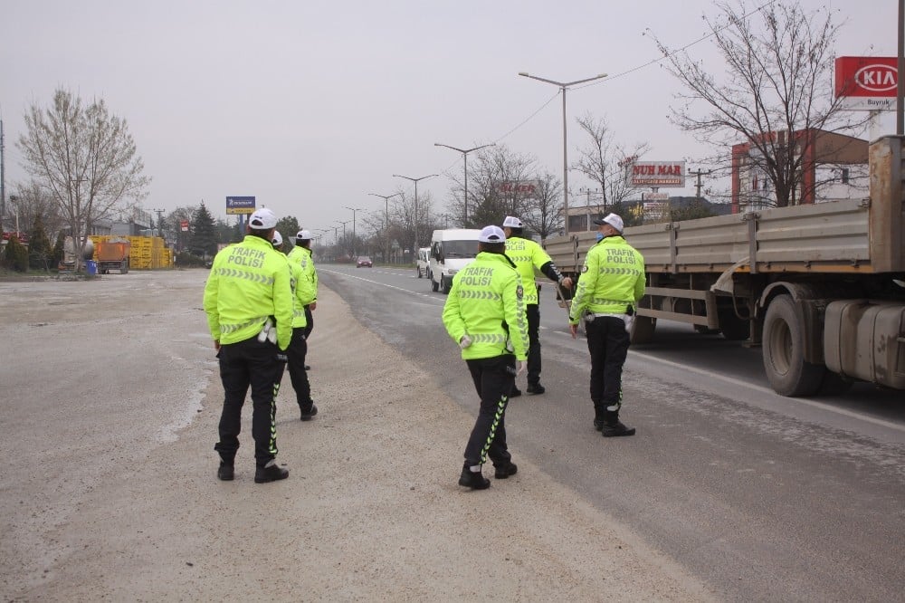Bolu’da, infaz düzenlemesinden yararlanan 623 hükümlü cezaevinden çıktı 
