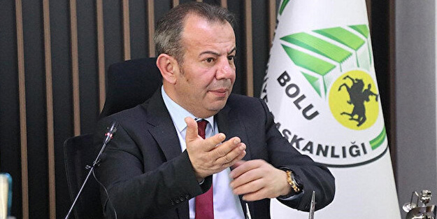 Bolu'da insanlık dışı billboardlar! CHP'li Tanju Özcan 'son çağrı' diyerek mültecileri tehdit etti!