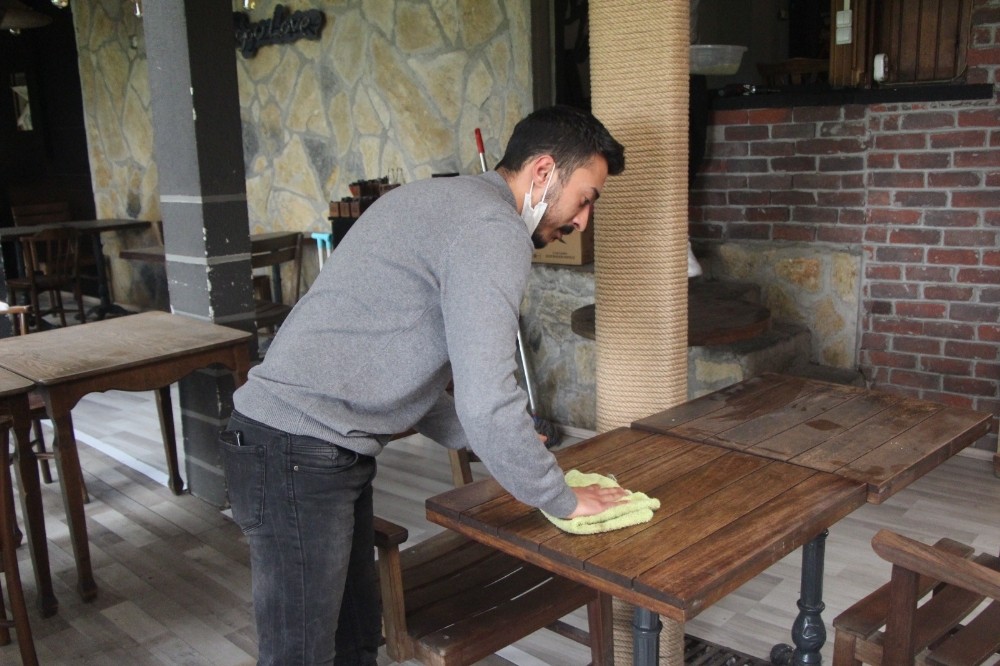 Bolu’da kafe ve restoranlar açılmaya hazırlanıyor 
