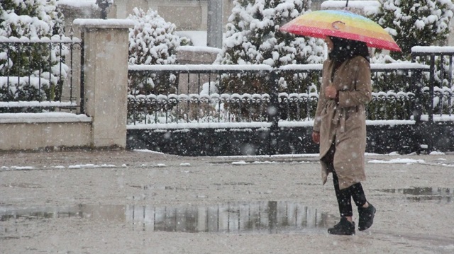 Bolu'da kar sürprizi
