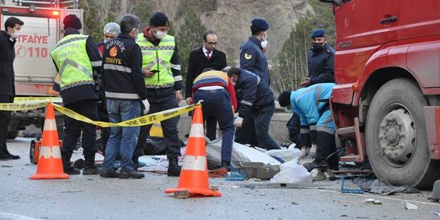 Bolu'da korkunç kaza: 2'si çocuk 4 kişi hayatını kaybetti