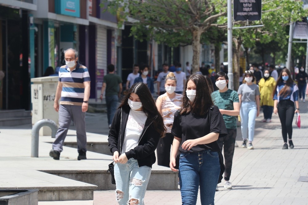 Bolu’da maske takma zorunluluğu getirildi 