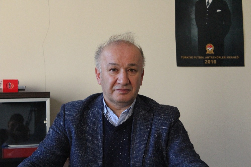 Boluspor Kulüp Başkanı Necip Çarıkcı: “Bütün maçlar final havasında geçecek” 