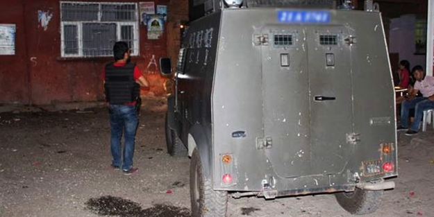 Bomba hazırlayan hain teröristin parmakları koptu