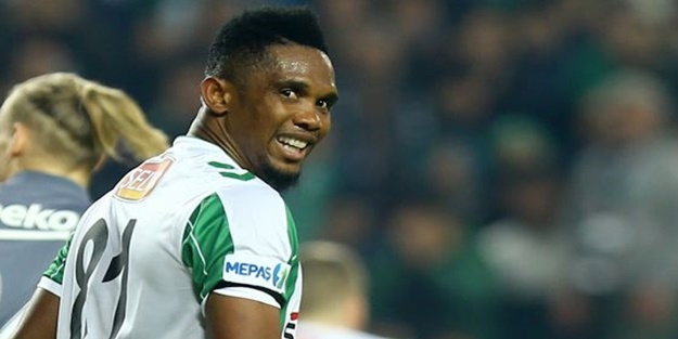 Bomba iddia! 'Antalyaspor maçı öncesi Eto'o eski takım arkadaşlarını aradı'