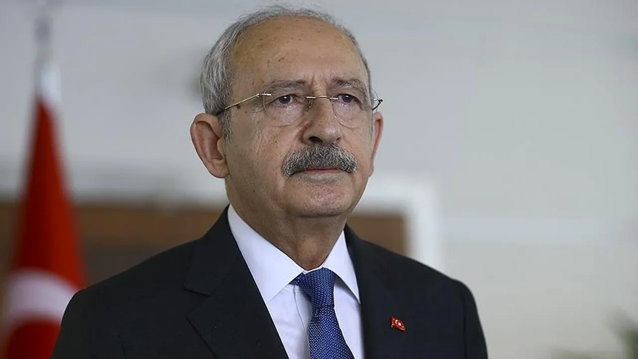 Bomba iddia! Eski kadın vekil, Kılıçdaroğlu’nun odasında... Kimse duymasın diye alarma geçildi