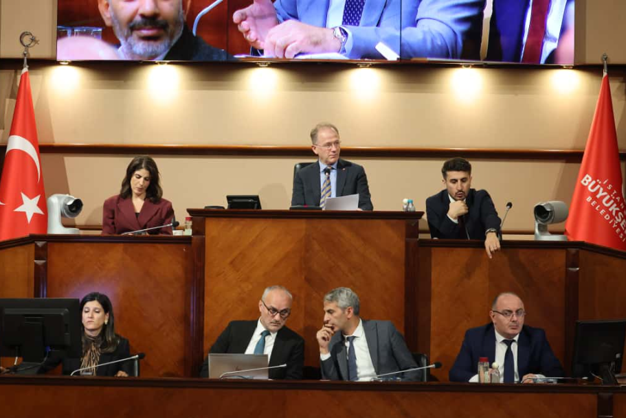 Borç içindeki İBB Karagümrük Stadı’nı sattı! Okul, cami ve hastane arsaları da borca karşılık gitti