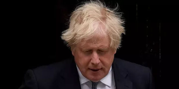 Boris Johnson'dan flaş başkanlık kararı