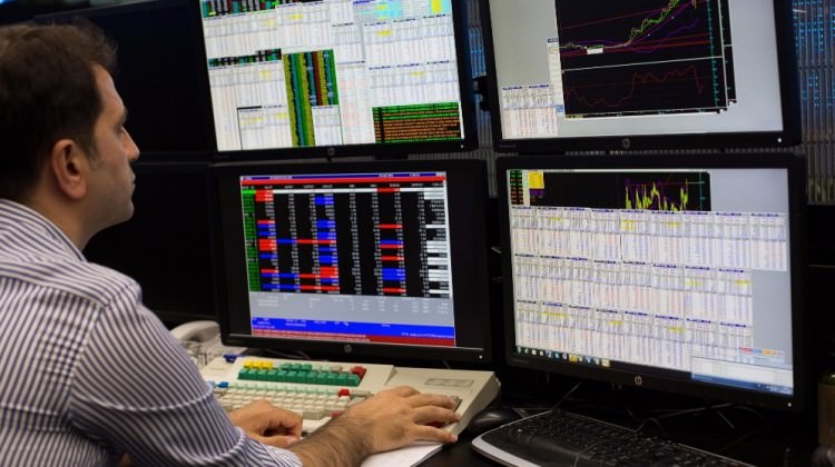 Borsa güne yatay başladı