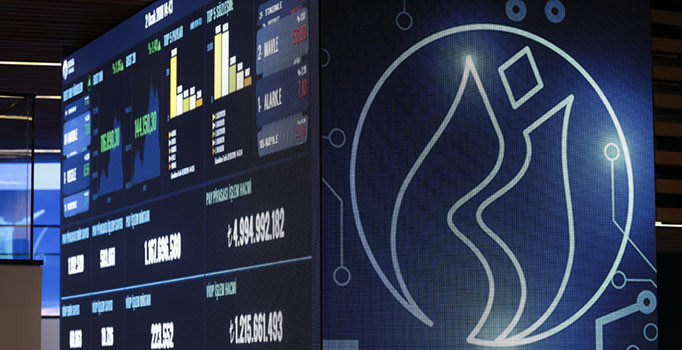 Borsa, günün ilk yarısında arttı