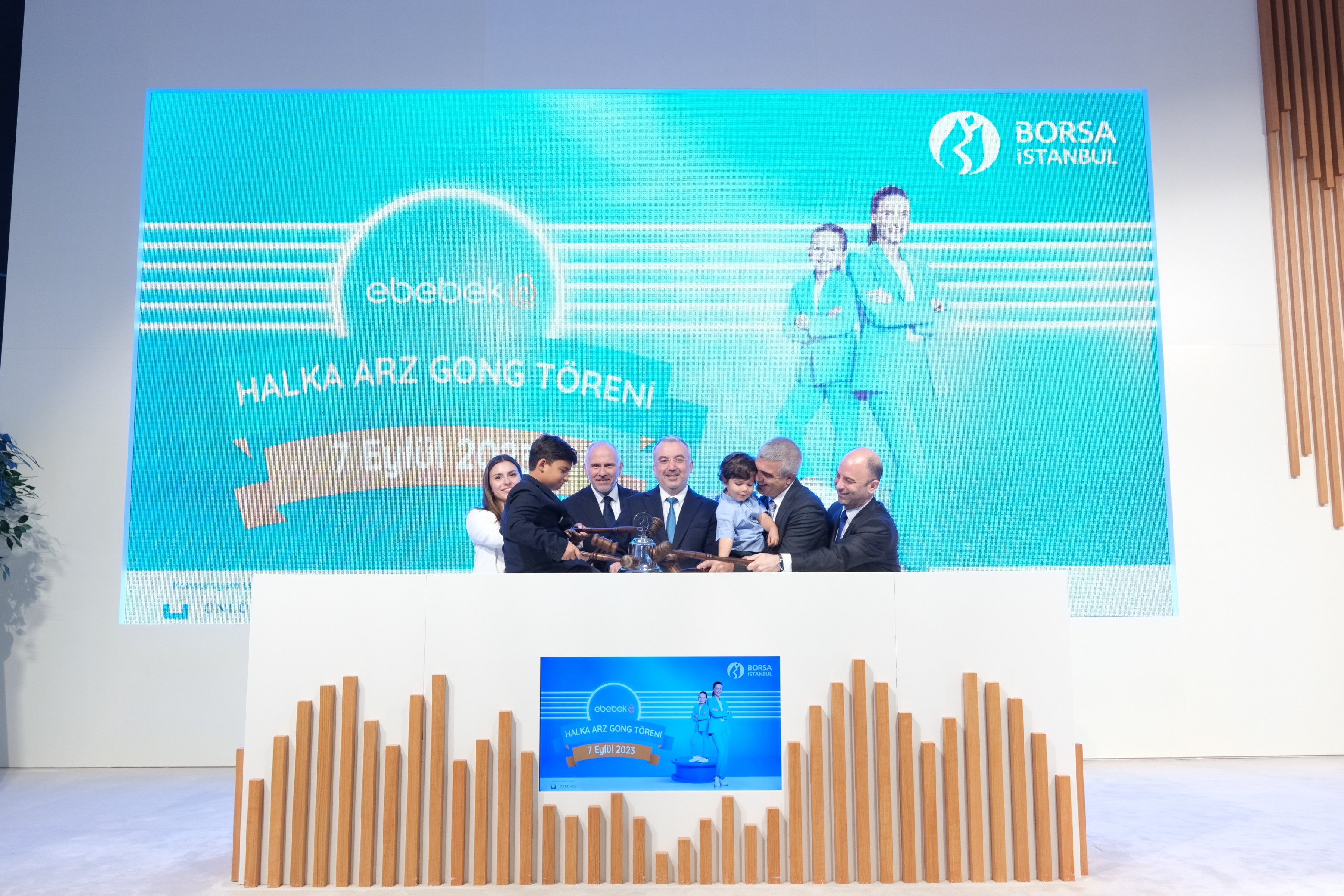 Borsa İstanbul’da gong 3,9 milyonluk taleple rekor kıran ebebek için çaldı