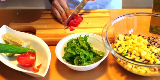 Börülce salatası nasıl yapılır?